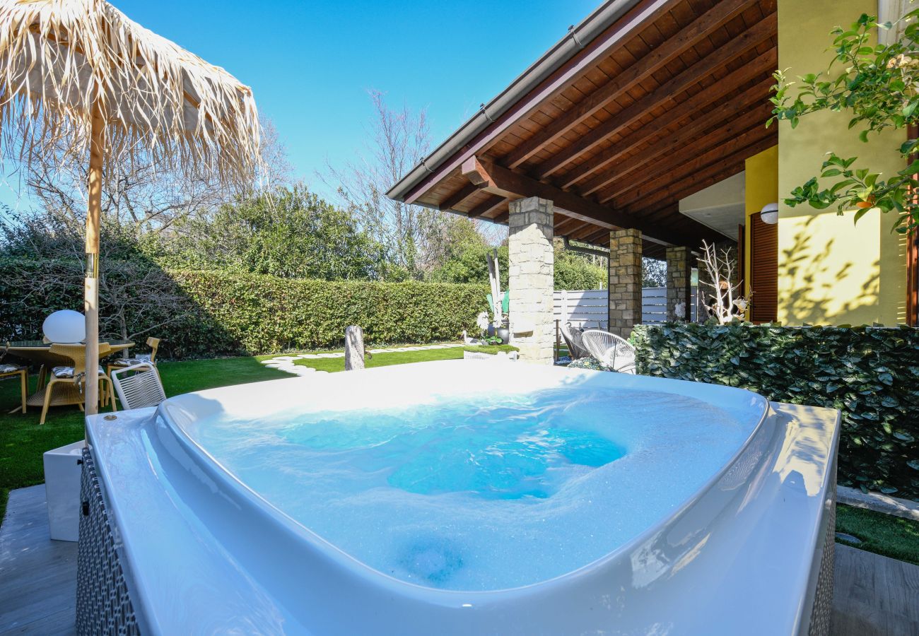 Villa a Desenzano del Garda - DesenzanoLoft Villa Luxury Jacuzzi & Garden