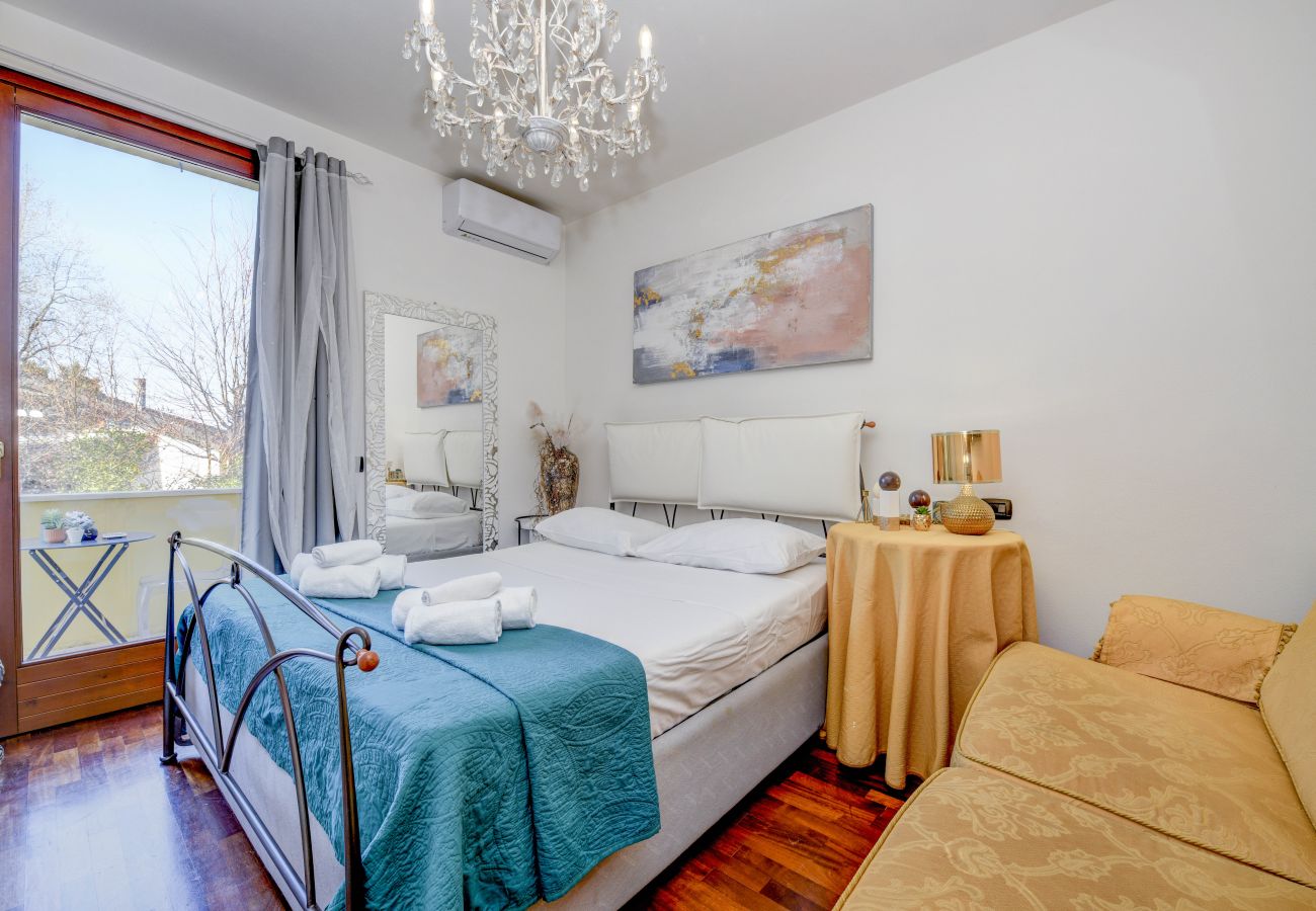 Villa a Desenzano del Garda - DesenzanoLoft Villa Luxury Jacuzzi & Garden