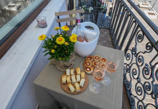 Appartamento a Desenzano del Garda - DesenzanoLoft - Il Gigante del Lago Appartamento a Desenzano del Garda - DesenzanoLoft - Il Gigante del Lago