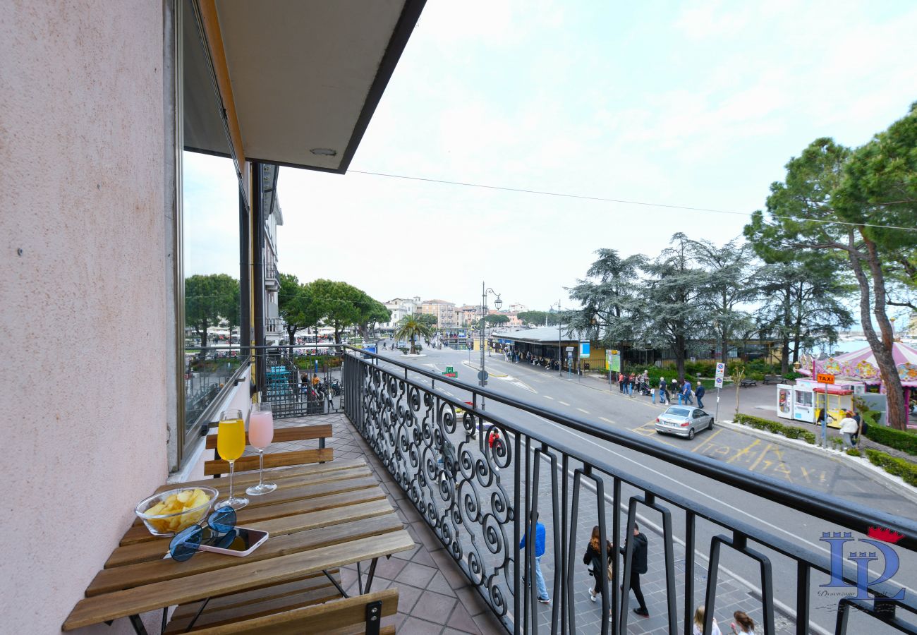 Appartamento a Desenzano del Garda - Desenzanoloft Il Gigante del Lago 