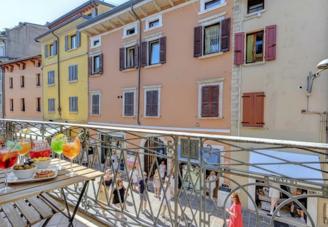 Appartamento a Desenzano del Garda - DesenzanoLoft - Il Gigante del Lago