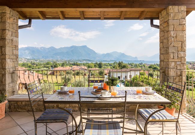  a Manerba del Garda - Lago Blu con vista lago e piscina