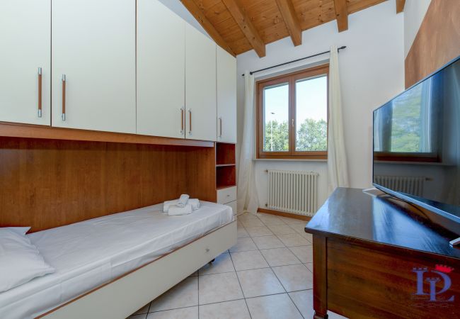 Appartamento a Desenzano del Garda - Desenzanoloft : Olimpia (CIR 017067-CNI-00876)