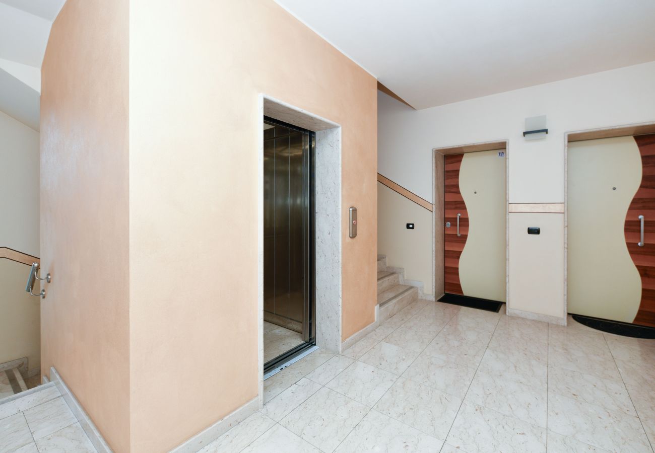 Appartamento a Desenzano del Garda - DesenzanoLoft La Rosa dei Venti Ristrutturata 2025