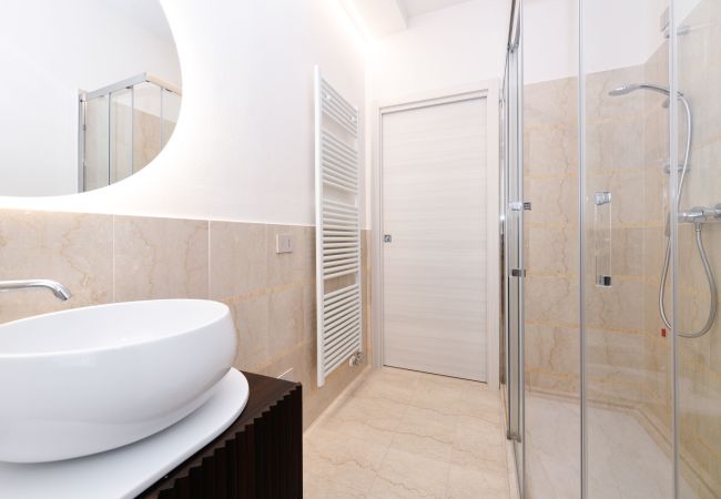 Appartamento a Desenzano del Garda - Desenzanoloft Imperium  Appartamento a Desenzano del Garda - Desenzanoloft Imperium