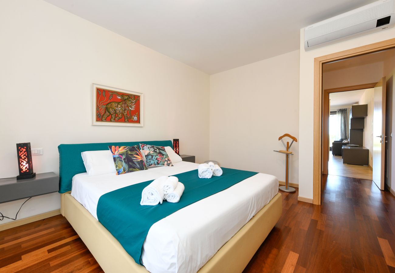 Appartamento a Desenzano del Garda - DesenzanoLoft CO2 – In residence con 5 piscine