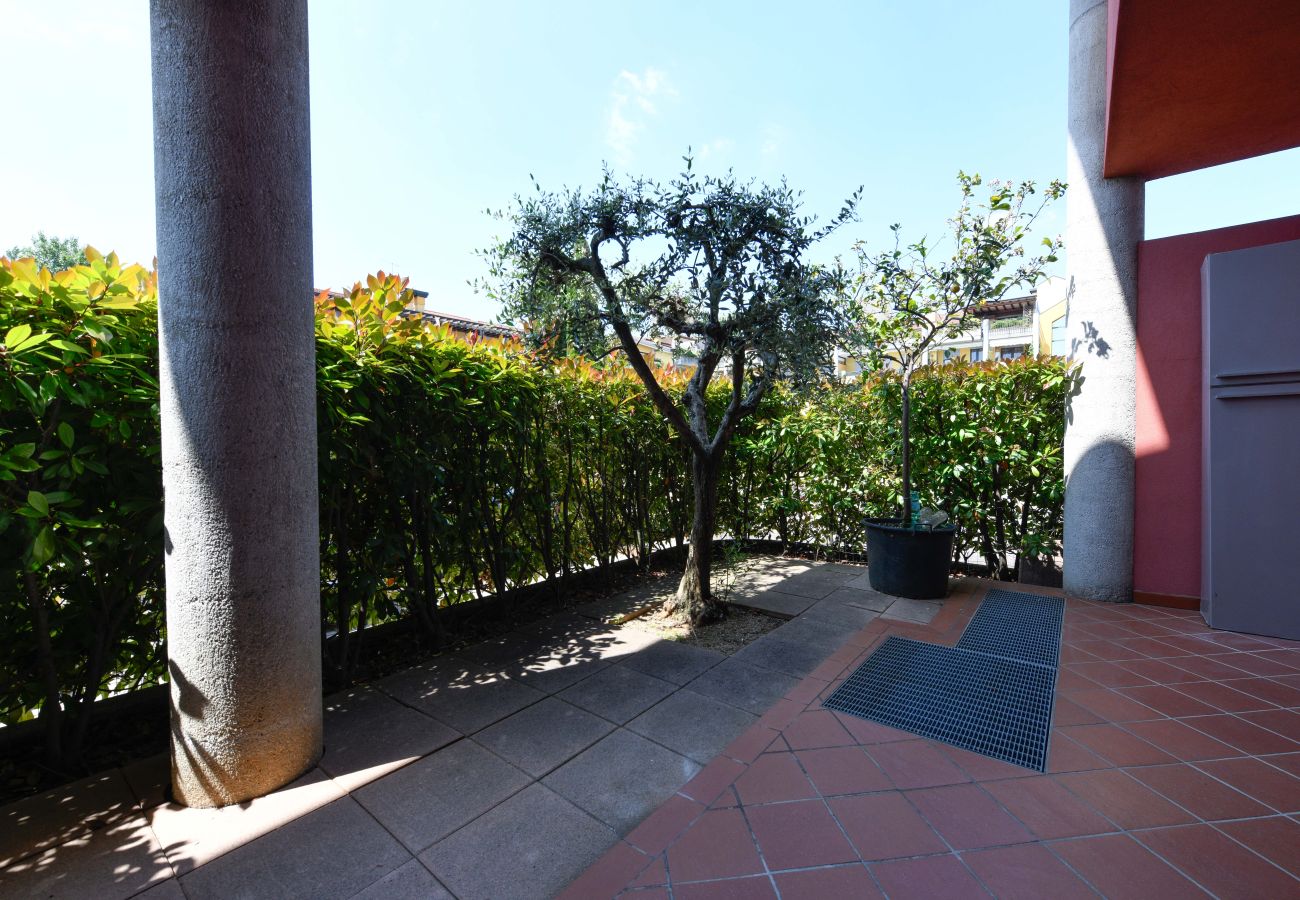 Appartamento a Desenzano del Garda - DesenzanoLoft CO2 – In residence con 5 piscine