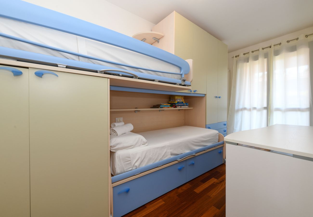 Appartamento a Desenzano del Garda - DesenzanoLoft CO2 – In residence con 5 piscine