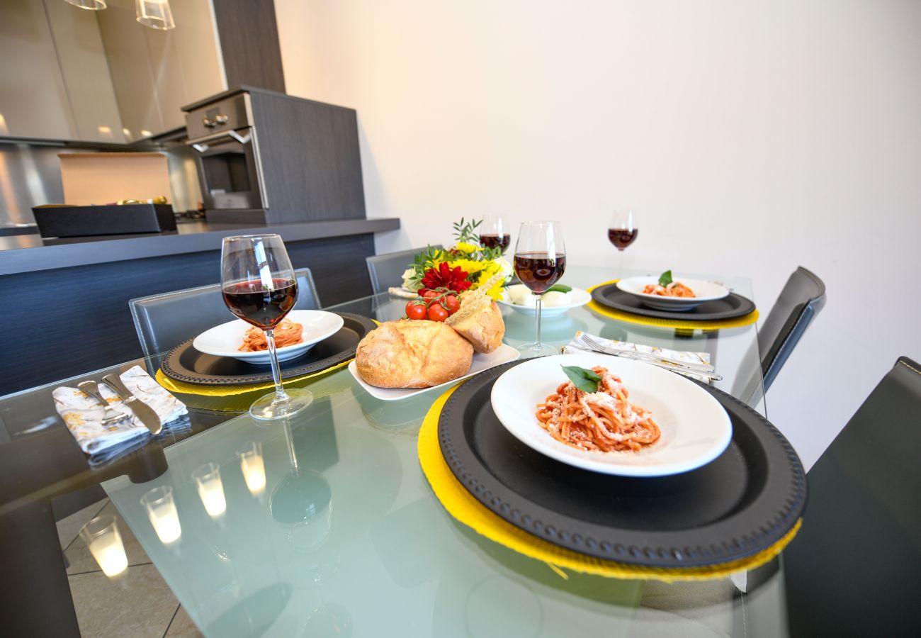 Appartamento a Desenzano del Garda - DesenzanoLoft CO2 – In residence con 5 piscine