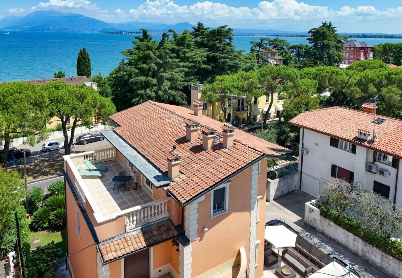 Villa a Desenzano del Garda - Desenzanoloft Villa Bugatti