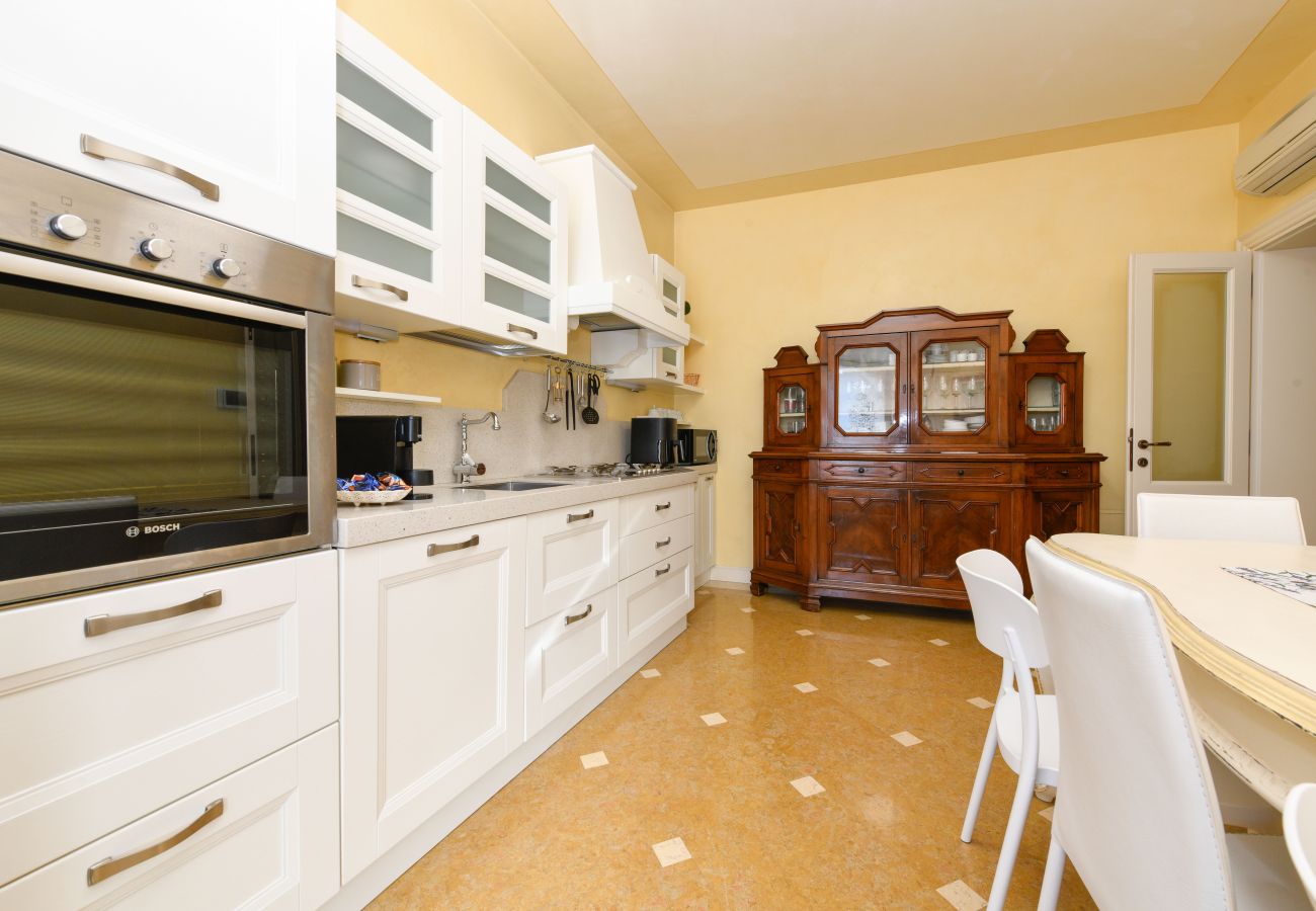 Villa a Desenzano del Garda - Desenzanoloft Villa Bugatti