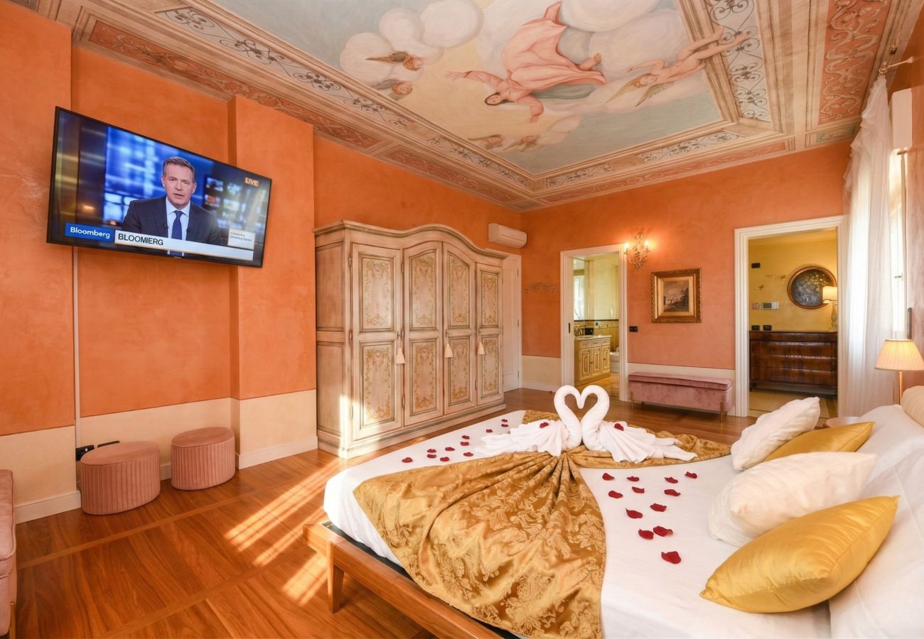 Villa a Desenzano del Garda - Desenzanoloft Villa Bugatti villa indipendente piscina privata