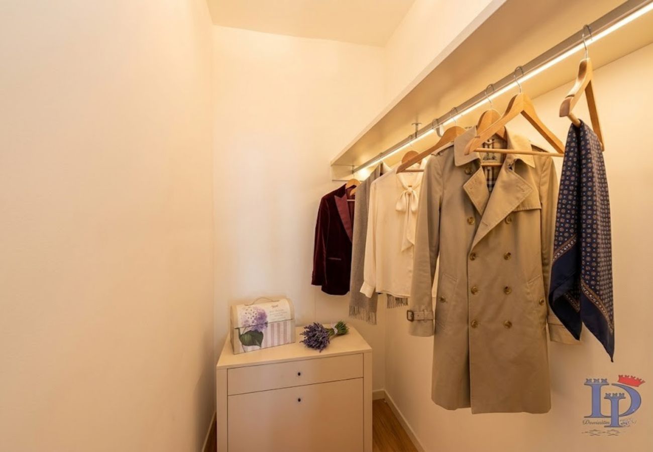 Ferienwohnung in Sirmione - DesenzanoLoft Eden mit Seeblick und privatem Strand