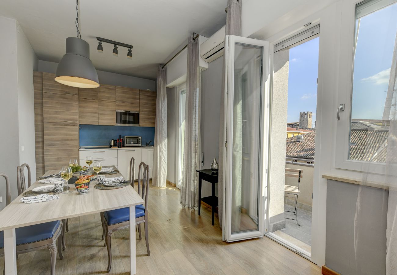 Ferienwohnung in Desenzano del Garda - Desenzanoloft Smiling 