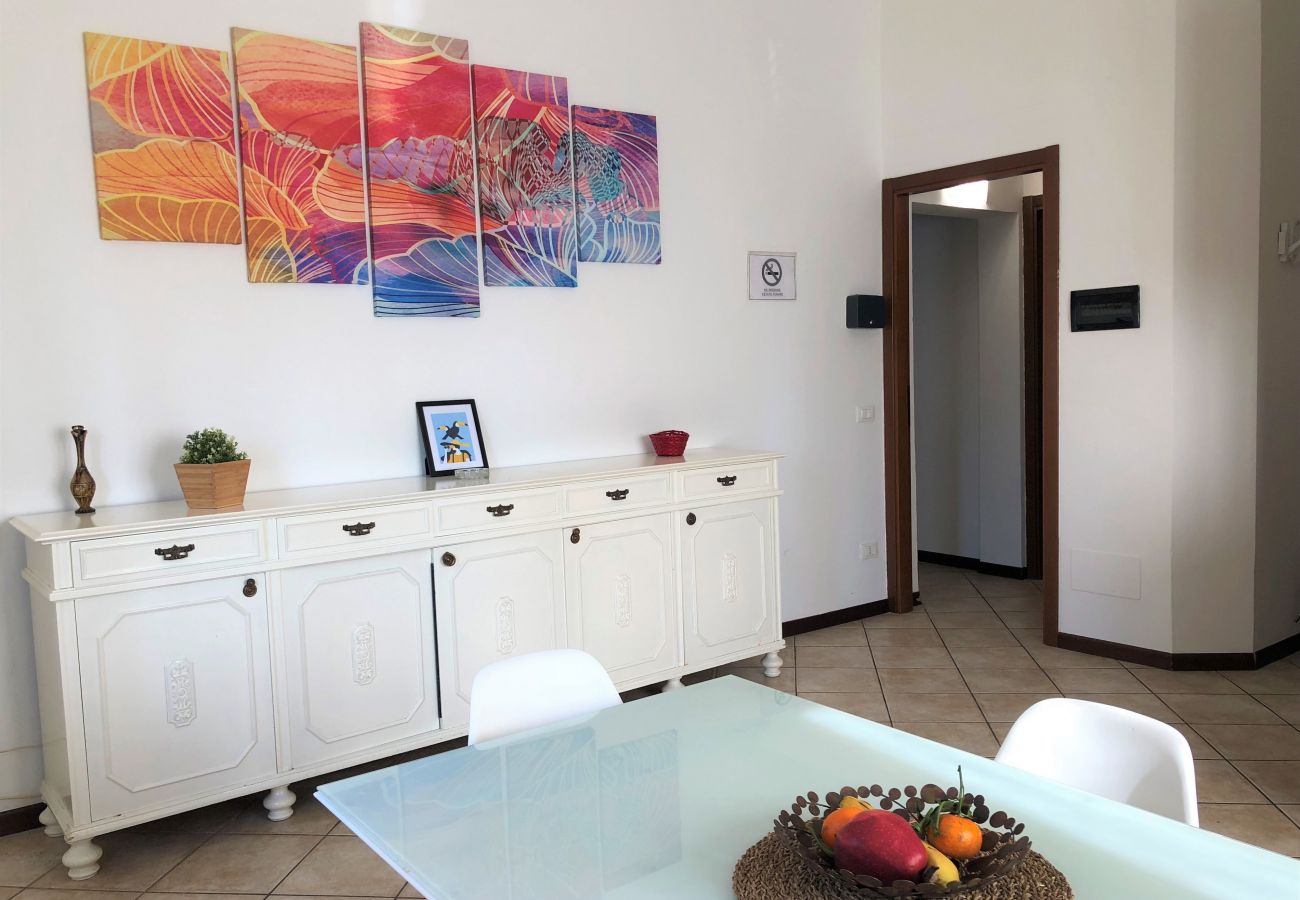 Ferienwohnung in Brescia - Desenzanoloft: EXECUTIVE 1 BRESCIA * CIR 017029 CNI 00023 