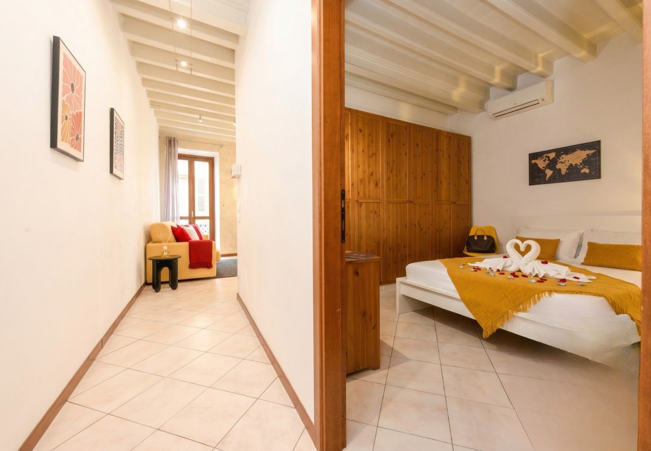 Ferienwohnung in Desenzano del Garda - DesenzanoLoft Le Petit Bijou – Renovierung 2025 – Innenstadt