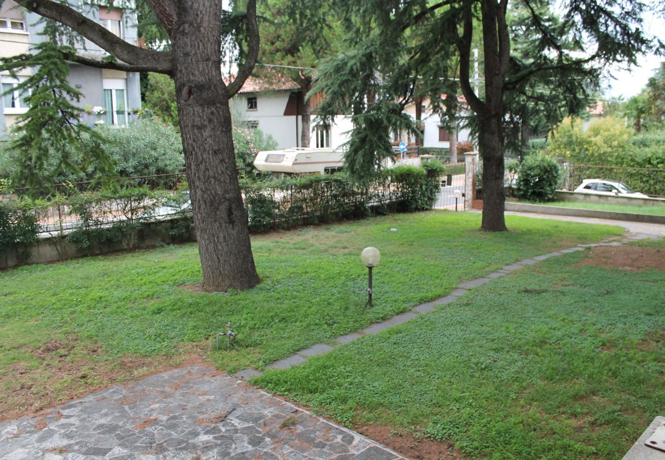 Ferienwohnung in Desenzano del Garda - Desenzanoloft BARDOLINO 1 