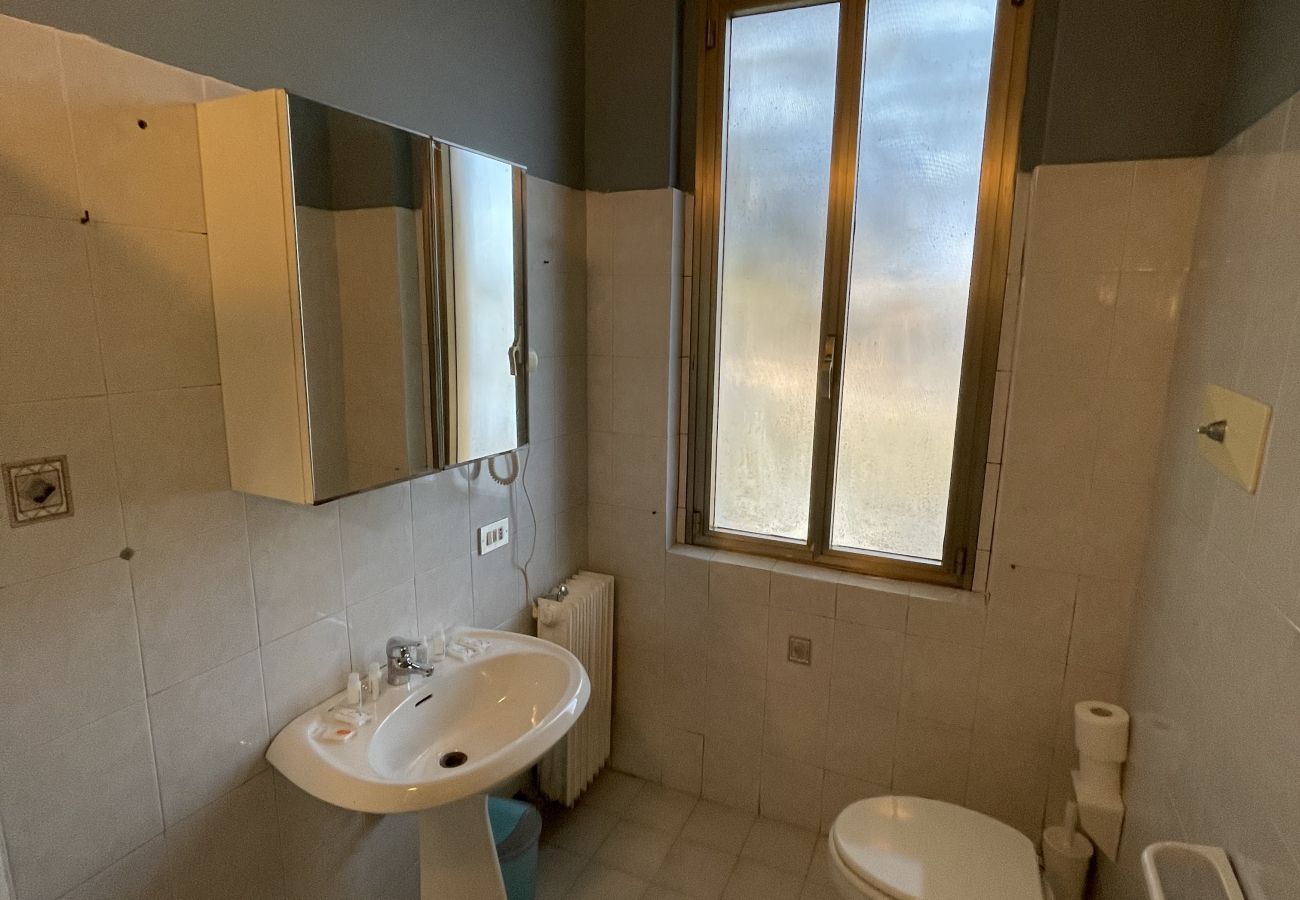Ferienwohnung in Desenzano del Garda - Desenzanoloft BARDOLINO 2