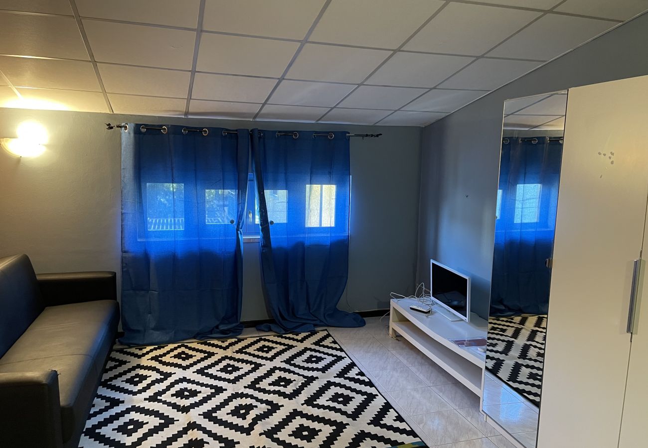 Ferienwohnung in Desenzano del Garda - Desenzanoloft BARDOLINO 2