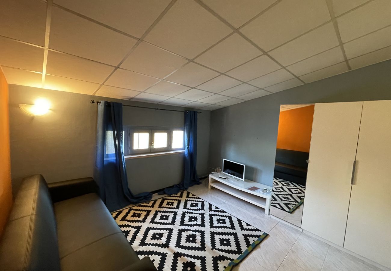 Ferienwohnung in Desenzano del Garda - Desenzanoloft BARDOLINO 2