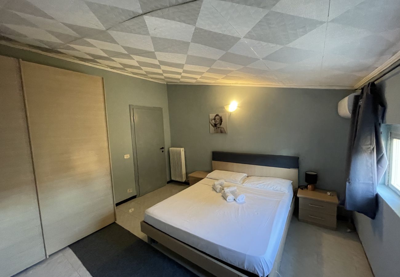 Ferienwohnung in Desenzano del Garda - Desenzanoloft BARDOLINO 2