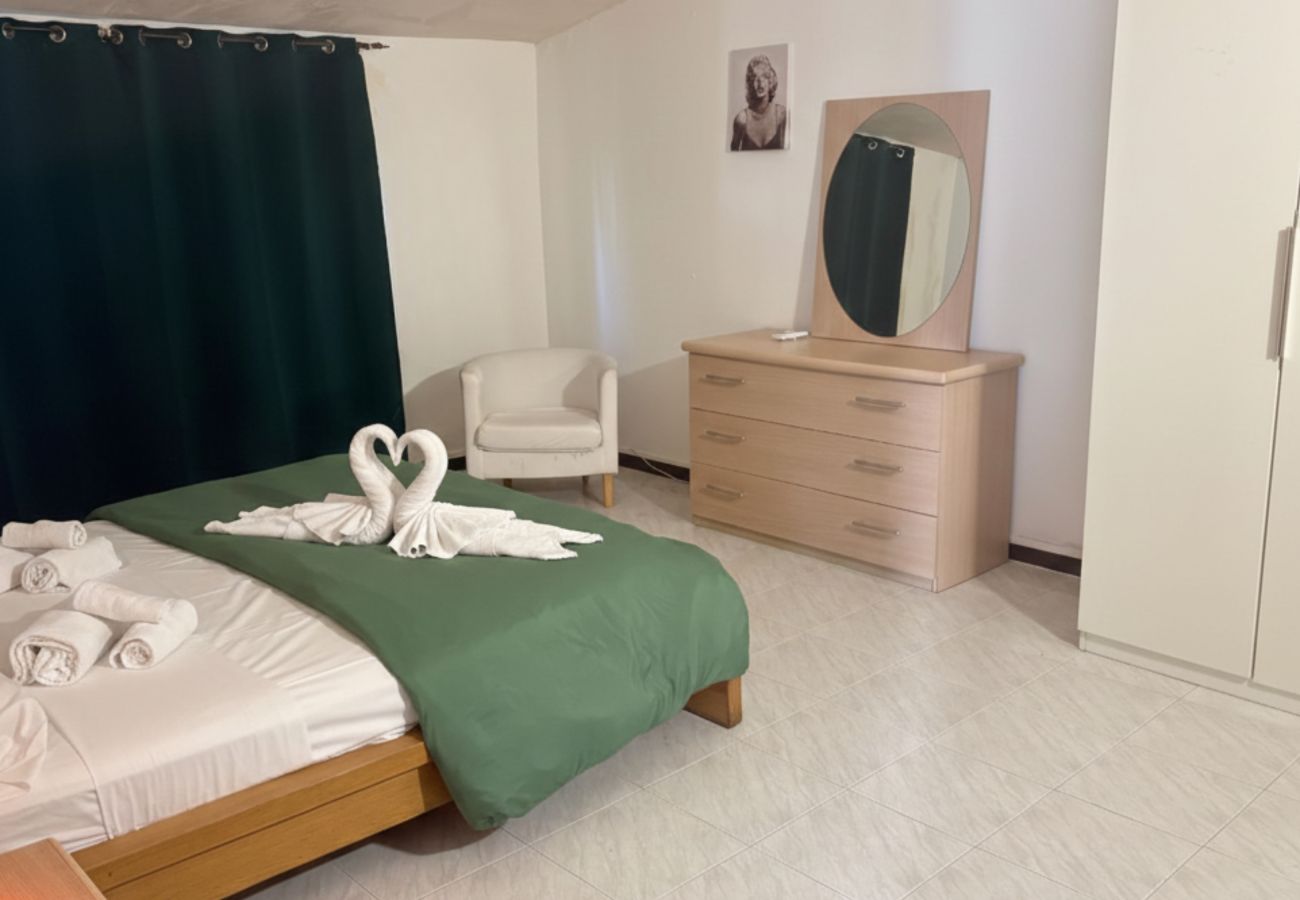 Ferienwohnung in Desenzano del Garda - Desenzanoloft BARDOLINO 2