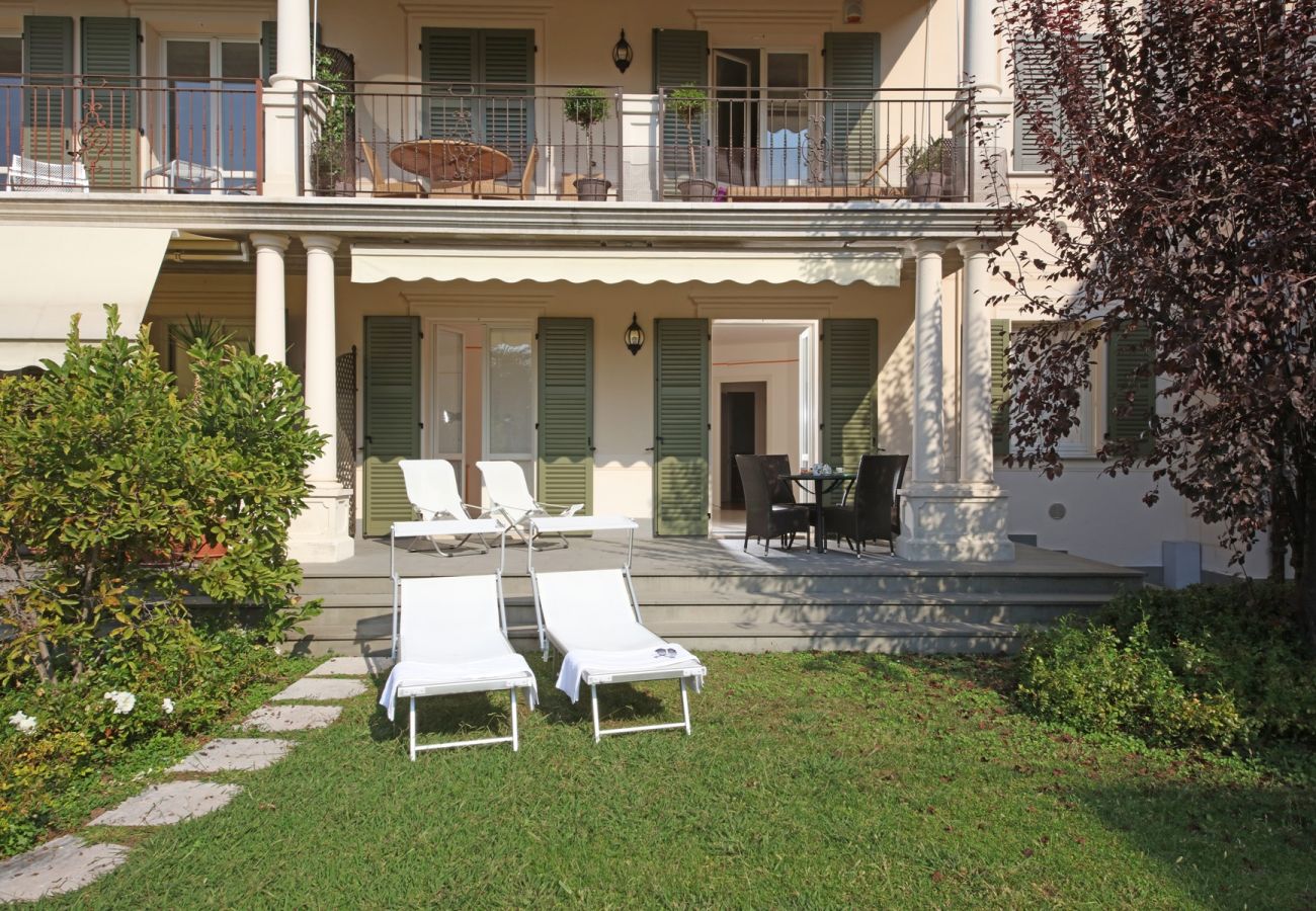 Ferienwohnung in Salò - Il Cedro - nah am Zantrum von Salò mit Pool