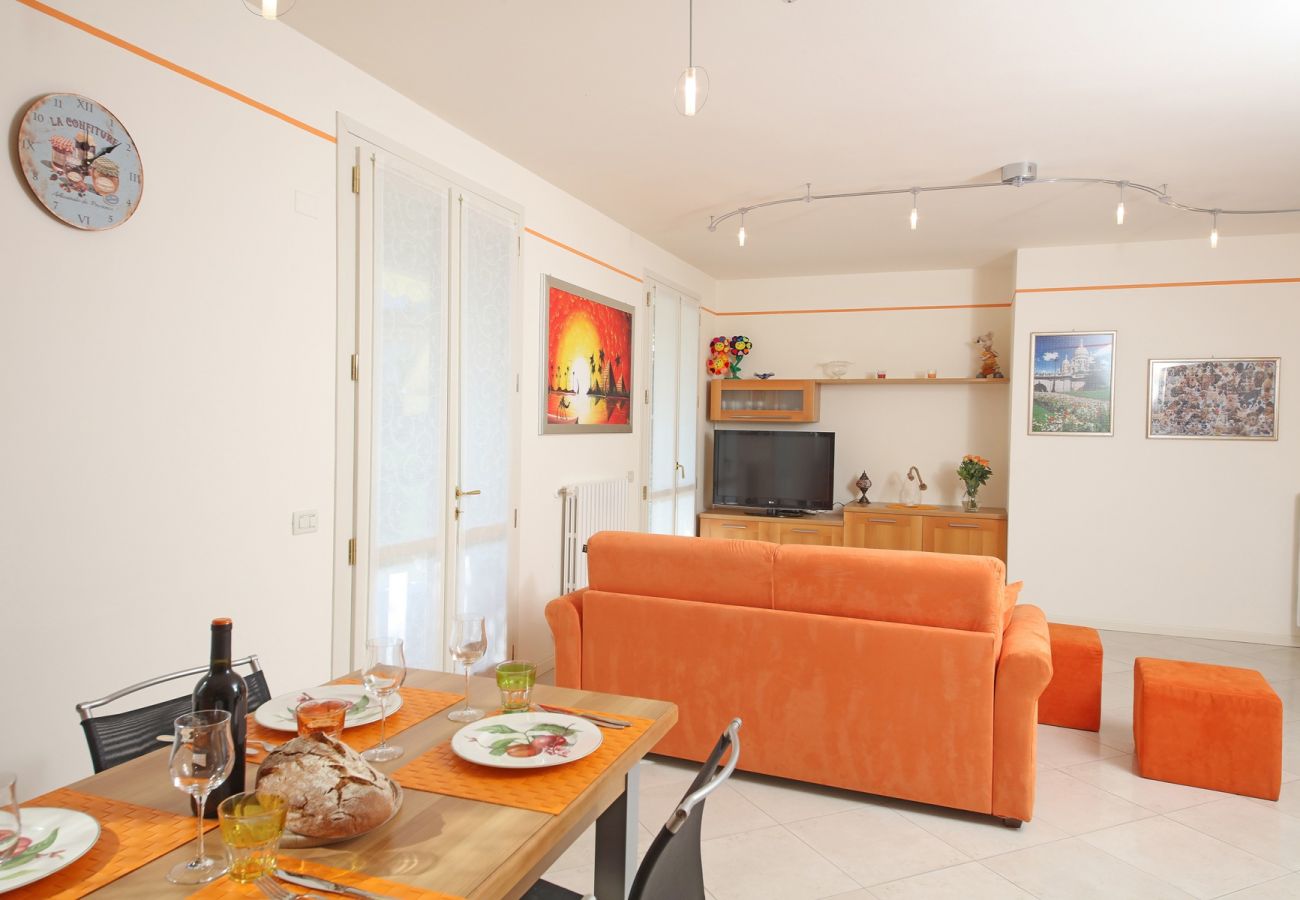 Ferienwohnung in Salò - Il Cedro - nah am Zantrum von Salò mit Pool