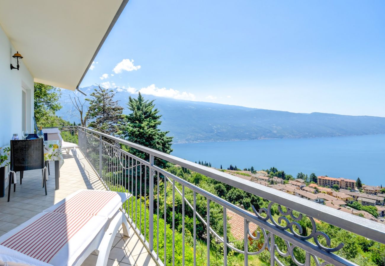 Chalet in Tignale - Da Guido mit traumhaften Seeblick