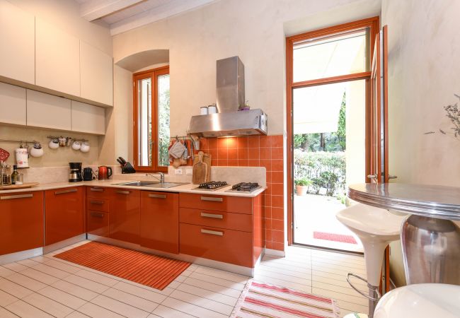 Villa in Gardone Riviera - Villa Magnolia a Lago - mit Seeblick Gardone Riviera Villa in Gardone Riviera - Villa Magnolia a Lago - mit Seeblick Gardone Riviera