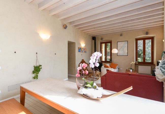 Villa in Gardone Riviera - Villa Magnolia a Lago - mit Seeblick Gardone Riviera Villa in Gardone Riviera - Villa Magnolia a Lago - mit Seeblick Gardone Riviera