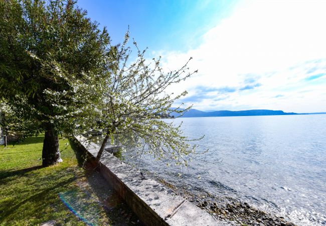 Villa in Gardone Riviera - Villa Magnolia a Lago - mit Seeblick Gardone Riviera