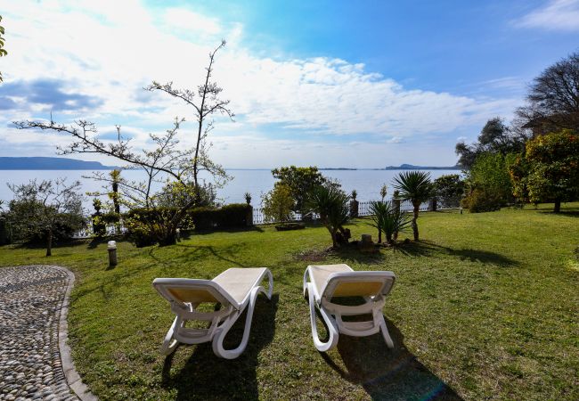 Villa in Gardone Riviera - Villa Magnolia a Lago - mit Seeblick Gardone Riviera Villa in Gardone Riviera - Villa Magnolia a Lago - mit Seeblick Gardone Riviera