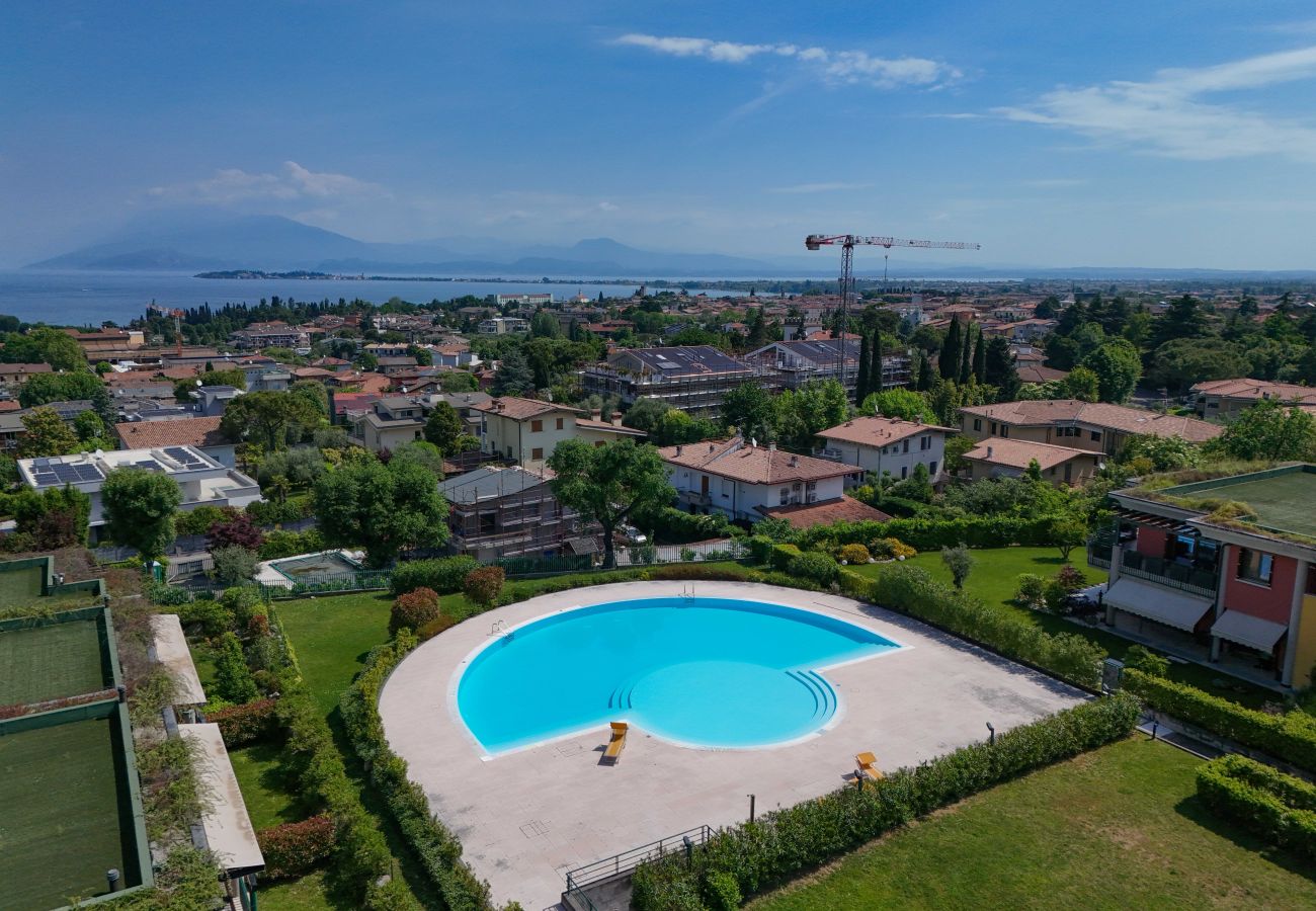 Ferienwohnung in Desenzano del Garda - Desenzanoloft Butterfly and Pools