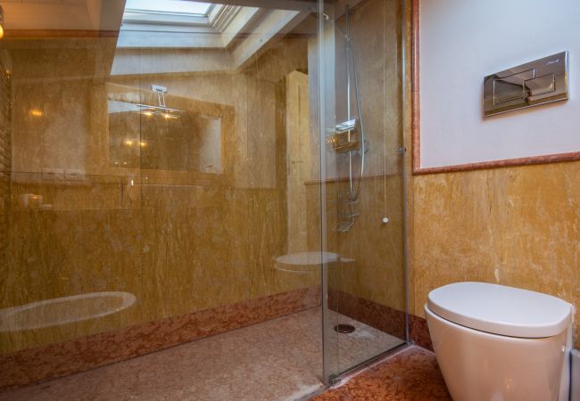 Ferienwohnung in Toscolano-Maderno - Cà Rossa - Orchidea mit wunderbarer Seeblick Ferienwohnung in Toscolano-Maderno - Cà Rossa - Orchidea mit wunderbarer Seeblick