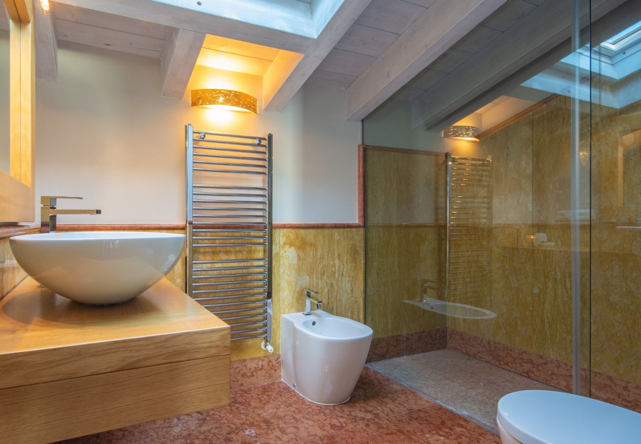 Ferienwohnung in Toscolano-Maderno - Cà Rossa - Orchidea mit wunderbarer Seeblick
