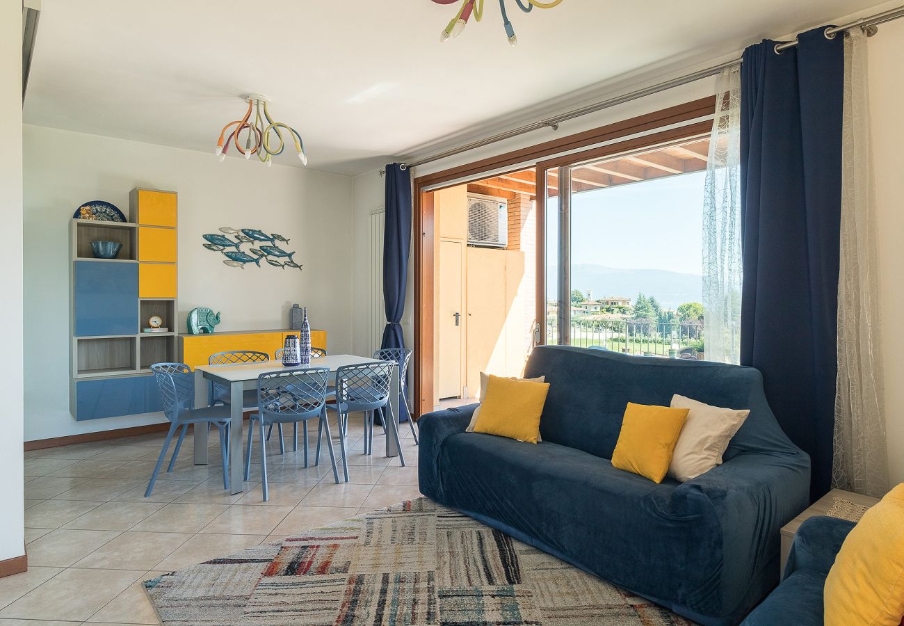 Ferienwohnung in Polpenazze del Garda - Pegaso: mit Balkon mit Seeblick, Pool und Garage
