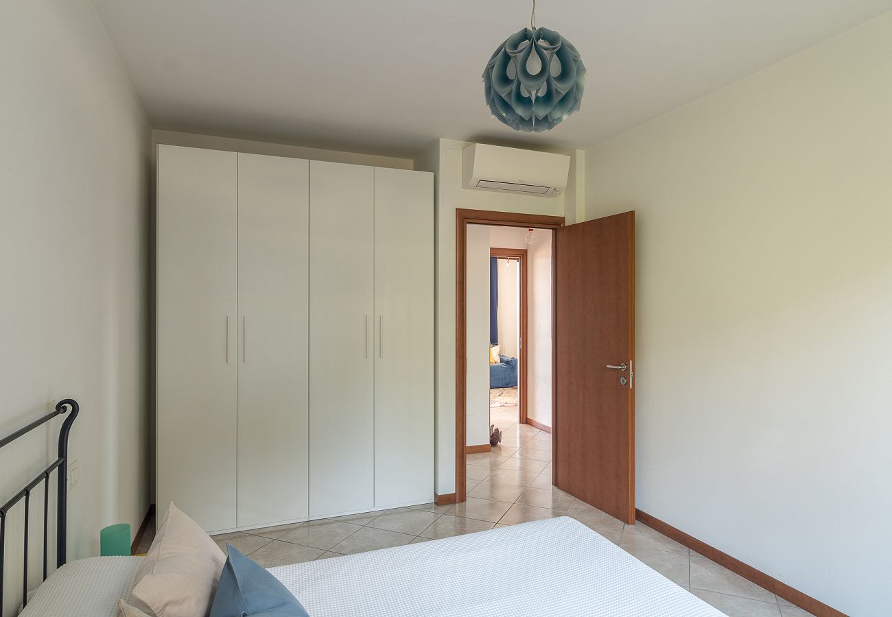 Ferienwohnung in Polpenazze del Garda - Pegaso: mit Balkon mit Seeblick, Pool und Garage
