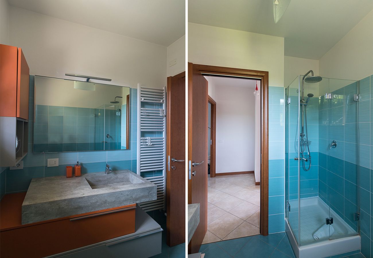 Ferienwohnung in Polpenazze del Garda - Pegaso: mit Balkon mit Seeblick, Pool und Garage