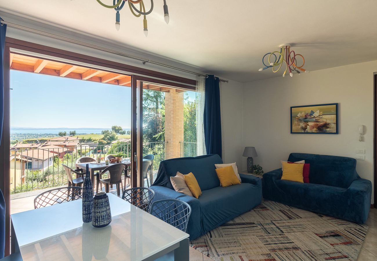 Ferienwohnung in Polpenazze del Garda - Pegaso: mit Balkon mit Seeblick, Pool und Garage