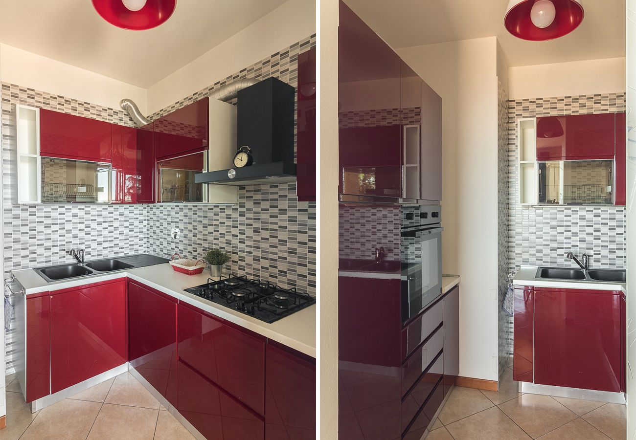 Ferienwohnung in Polpenazze del Garda - Pegaso: mit Balkon mit Seeblick, Pool und Garage
