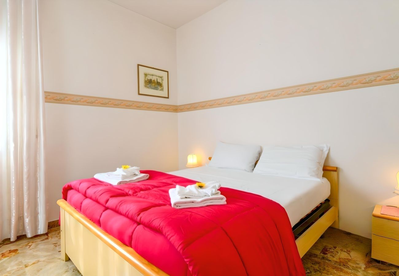 Ferienwohnung in Desenzano del Garda - Desenzanoloft Il Girasole del Lago