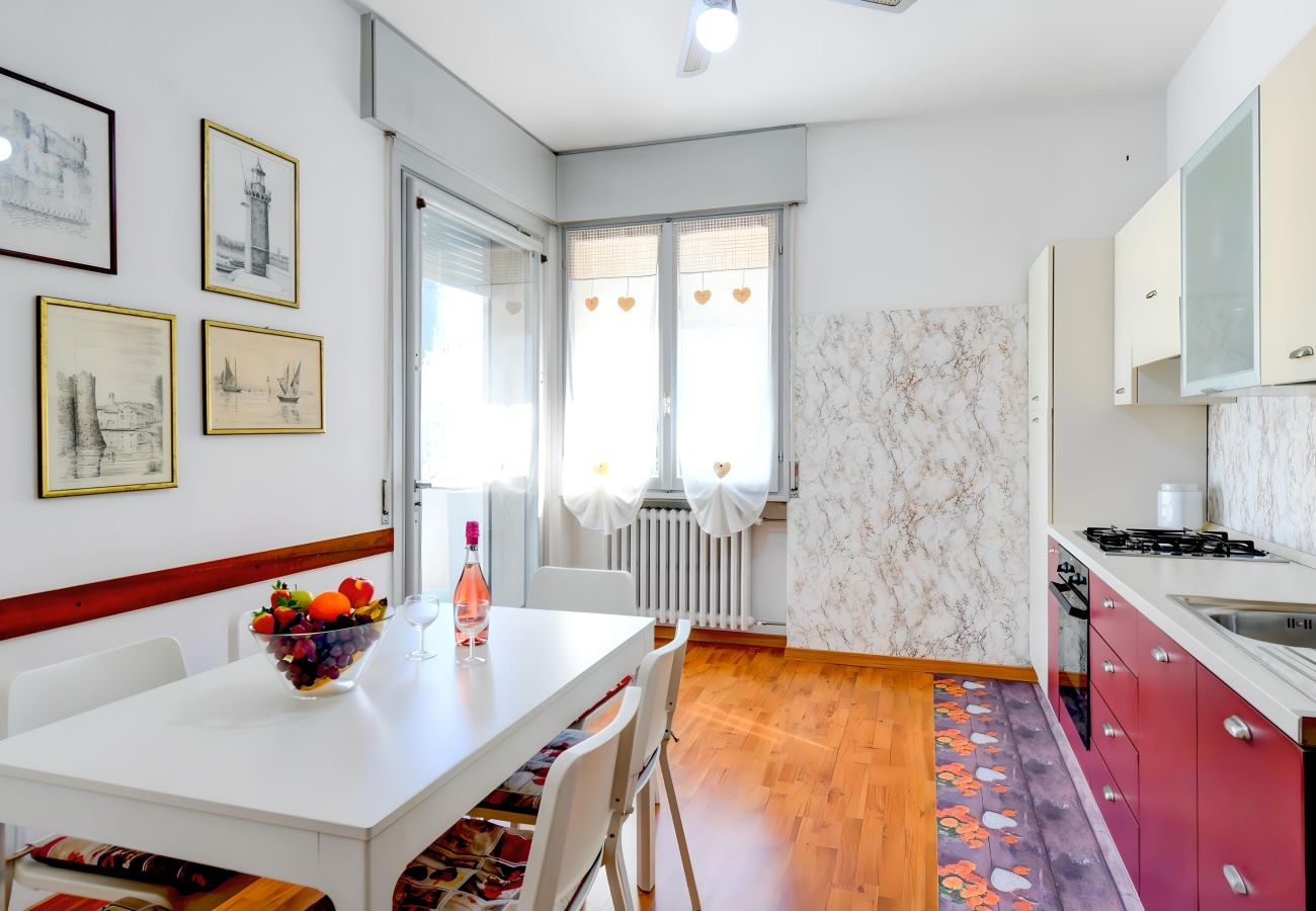 Ferienwohnung in Desenzano del Garda - Desenzanoloft Il Girasole del Lago