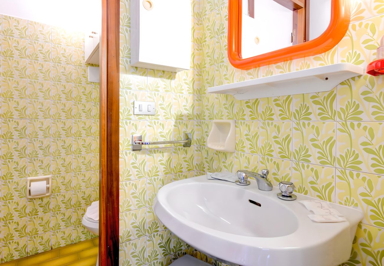 Ferienwohnung in Desenzano del Garda - Desenzanoloft Il Girasole del Lago