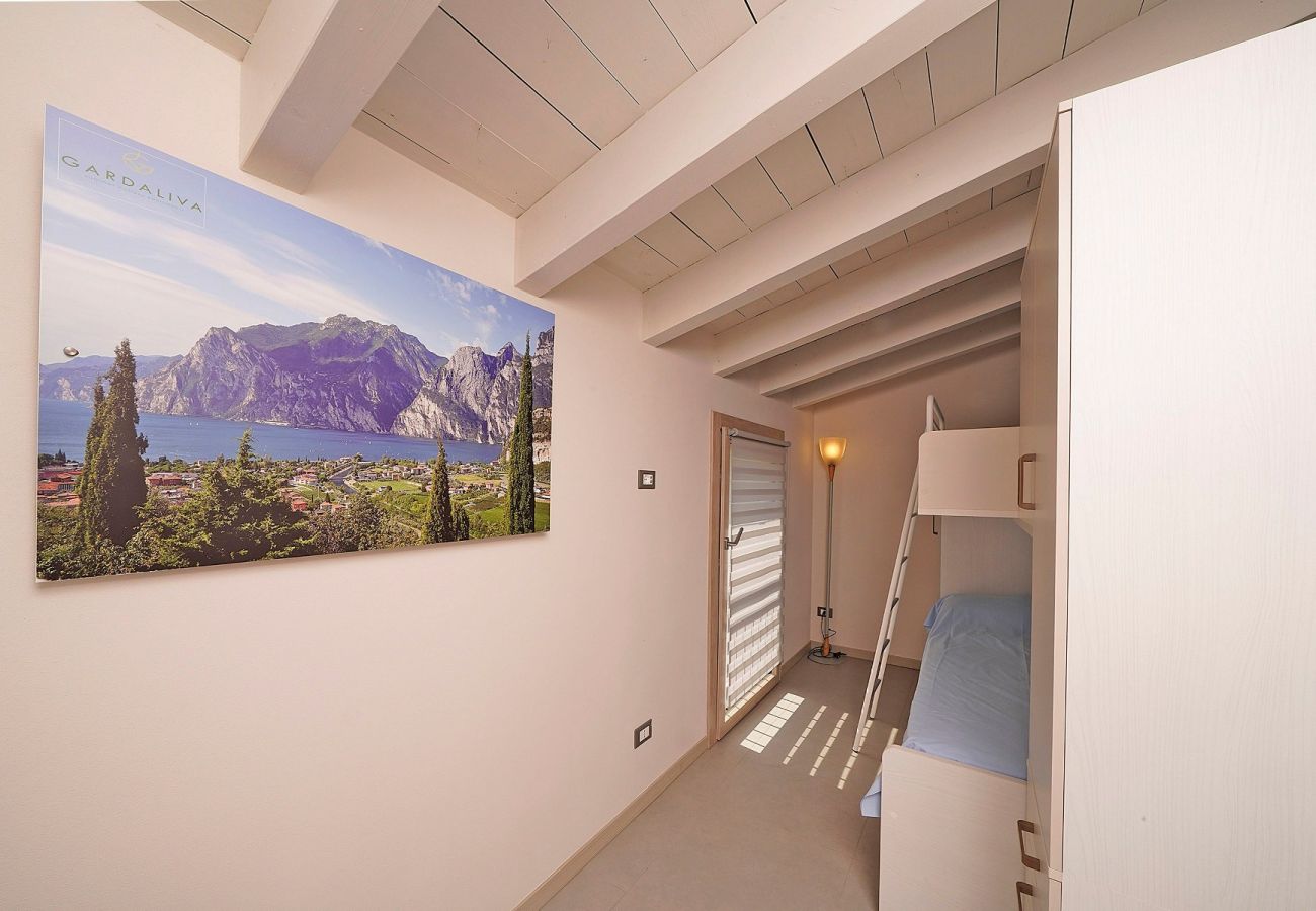 Ferienwohnung in Manerba del Garda - Gardaliva5. mit Seeblick in kleiner neuer Anlage nah am Strand