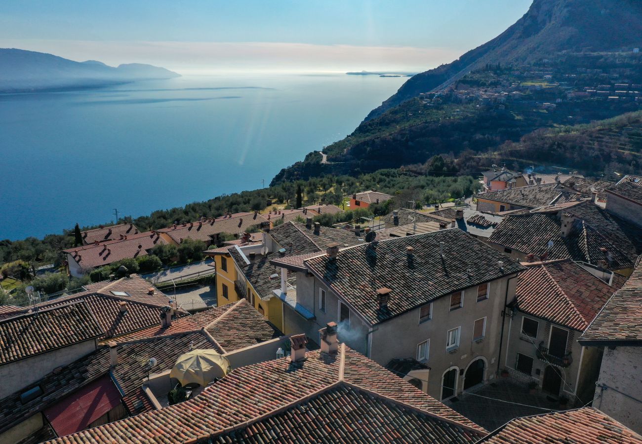 Ferienwohnung in Tignale - Rustico Minichèto -La Vigna: gepflegte Wohnung mit Balkon mit Seeblick