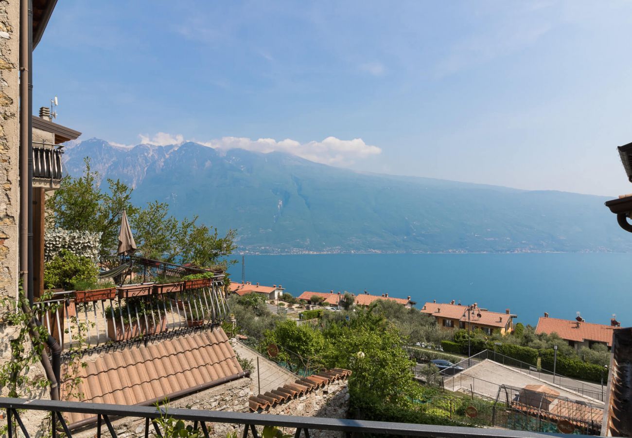 Ferienwohnung in Tignale - Rustico Minichèto -La Vigna: gepflegte Wohnung mit Balkon mit Seeblick
