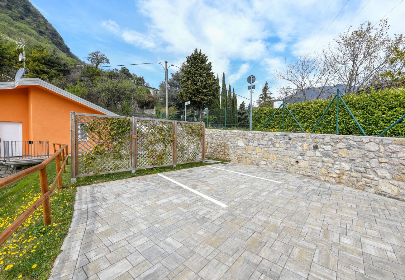 Ferienwohnung in Tignale - Orange House mit traumhaften Seeblick