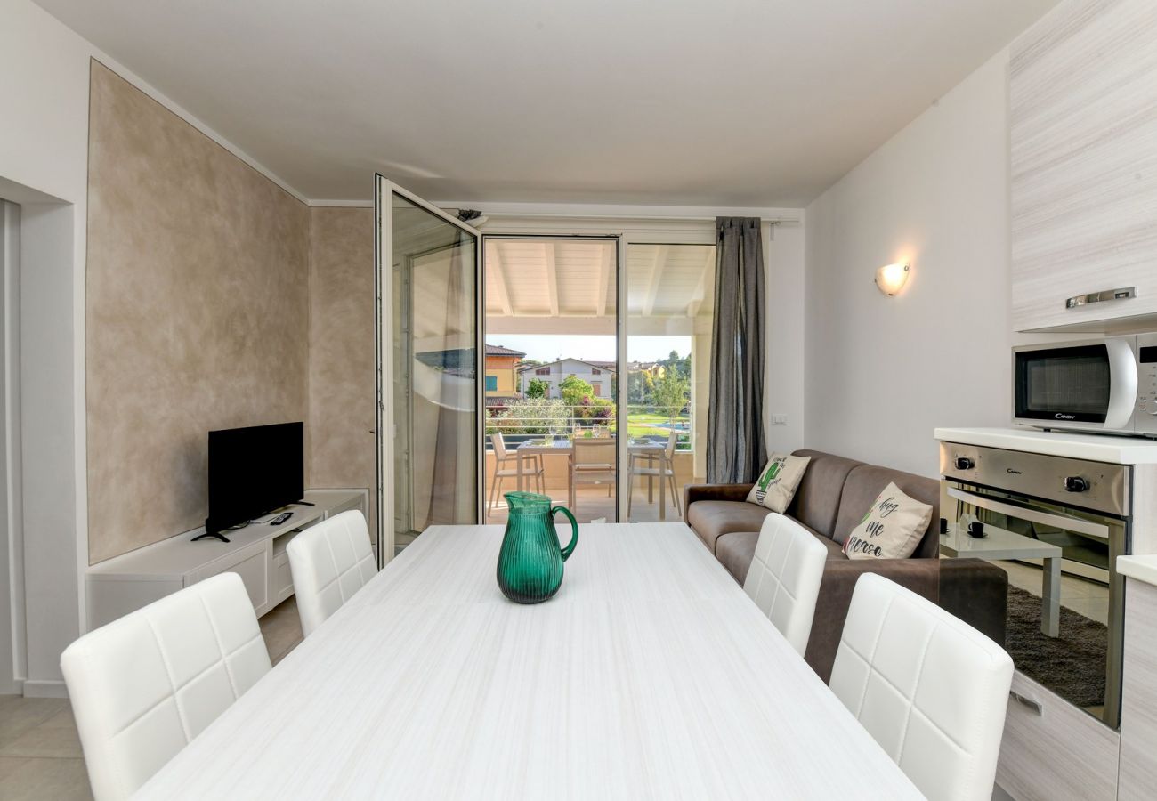 Ferienwohnung in Manerba del Garda -  Villa Meri Star: neue Eröffnung nur wenige Schritte vom Strand 