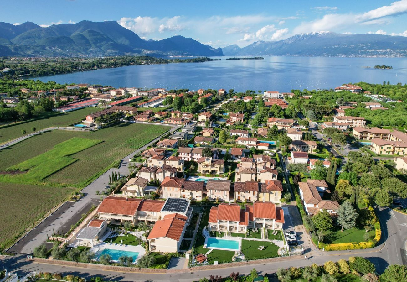 Ferienwohnung in Manerba del Garda -  Villa Meri Star: neue Eröffnung nur wenige Schritte vom Strand 
